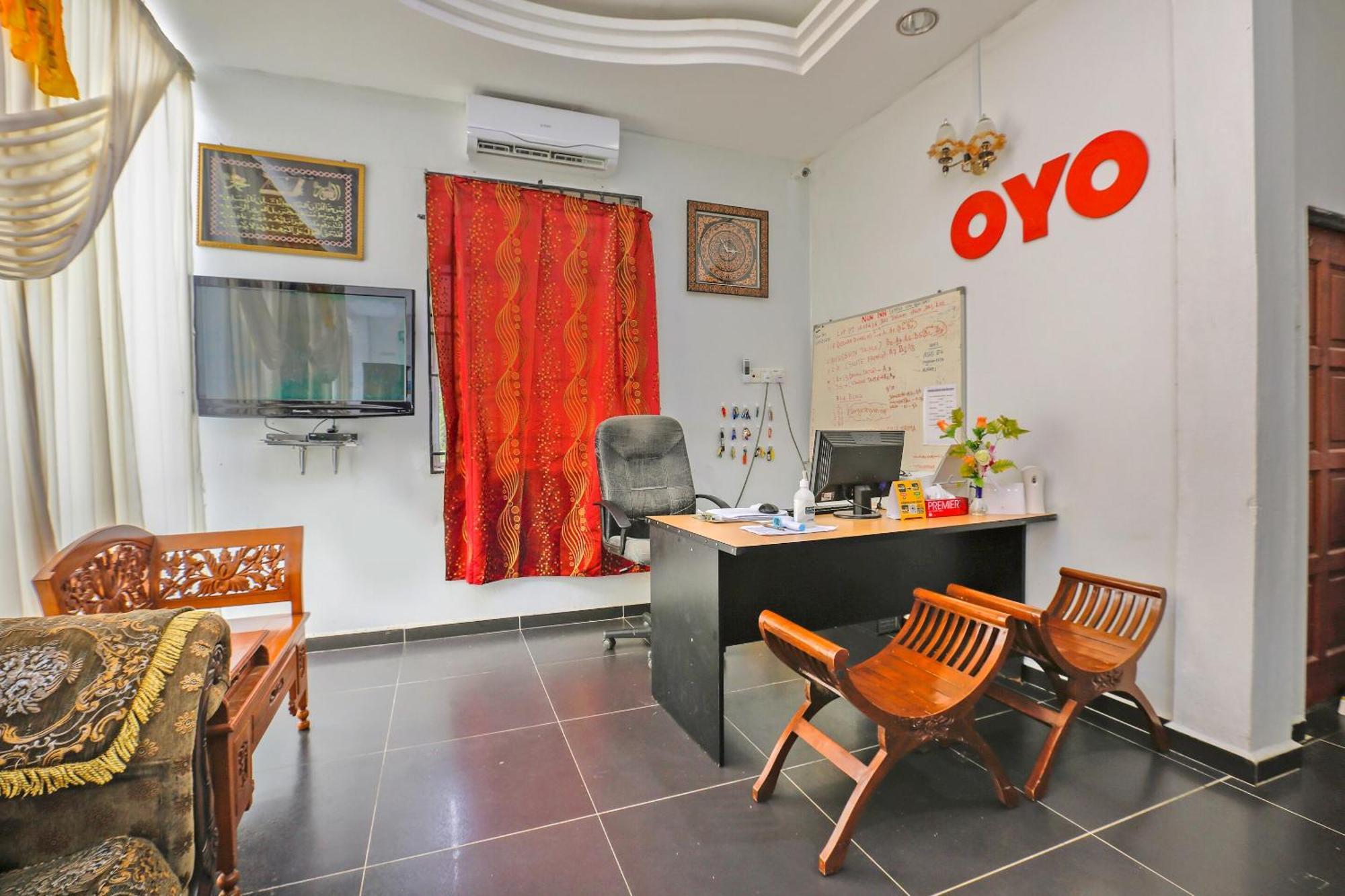 Oyo 89933 Nun Hotel Jeli Dış mekan fotoğraf